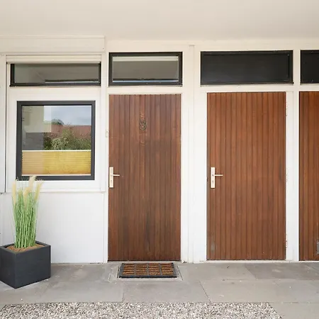 An Der Allee 25 Kleine Mehrzeit Apartmán *